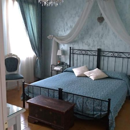 Alloggi Marin Мира Екстериор снимка